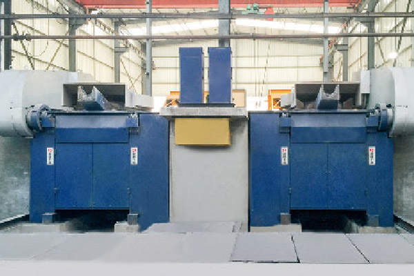 Energy-saving refining furnace